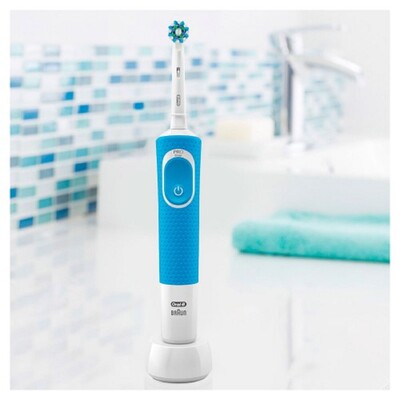 Oral-B Vitality CrossAction D100.413.1