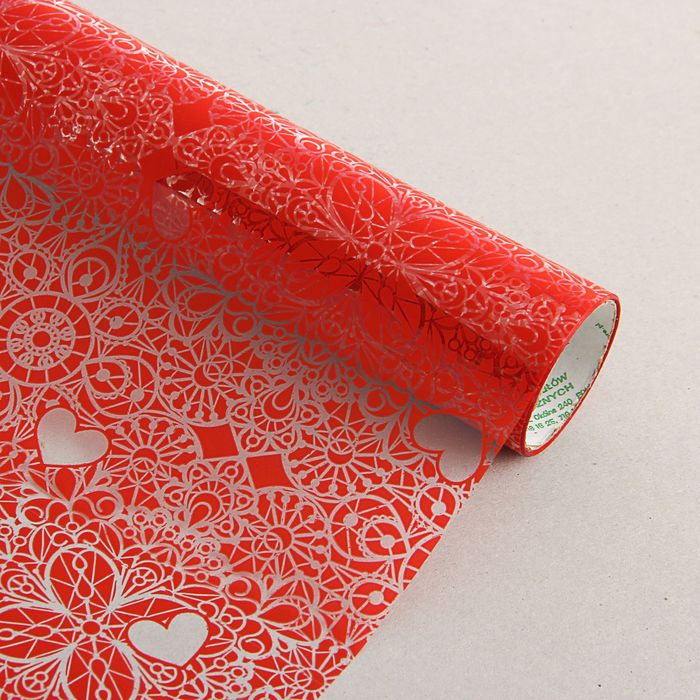 Пленка для подарков купить. Упаковка на цветы плёнка с красным. Пленка для цветов и подарков матовая "сирень" красный 0.7 х. Bigband красный (0,1х3 м).