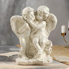 Статуэтка "Ангелы пара на камне" перламутровая, 15х28х37 см