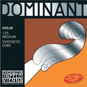 Комплект струн для скрипки  Thomastik 135 Dominant, размером 4/4, среднее натяжение