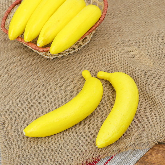 Искусственный банан