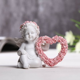 Polyresin figurine "angel with frame-heart of roses" 6,2x7,6x4 cm