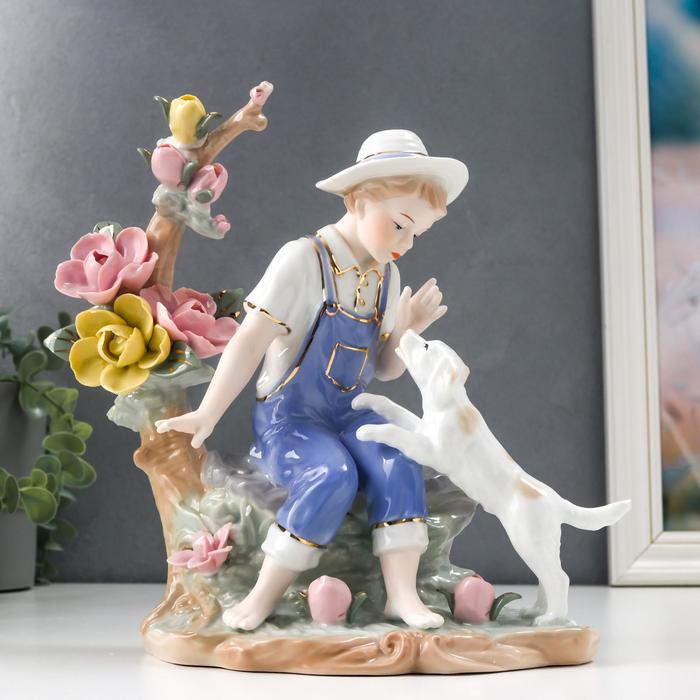 Сувенир керамика "Мальчик с собакой" 25х13х19,5 см - фото 7530385