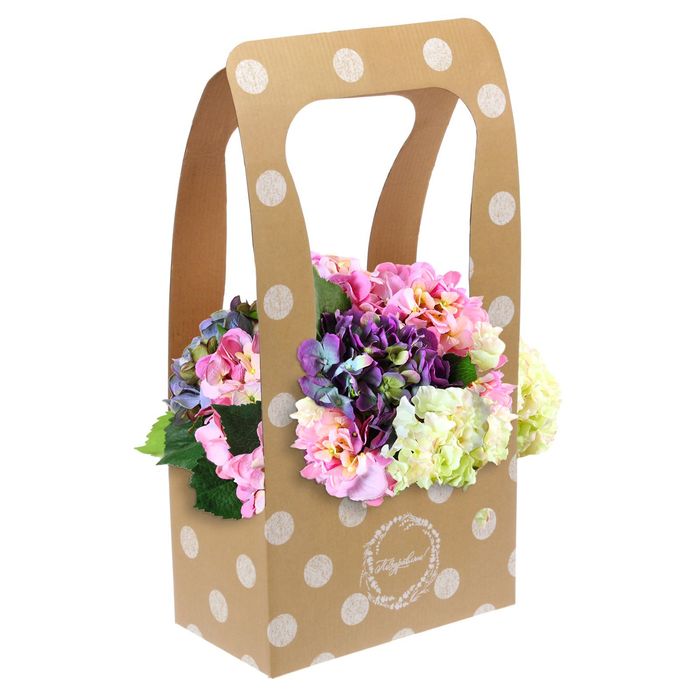 Корзины для цветов из цвет бумаги. Сумочка цветов. Картонная корзинка для цветов. Упаковка сумочка для цветов. Картонные сумочки для цветов.