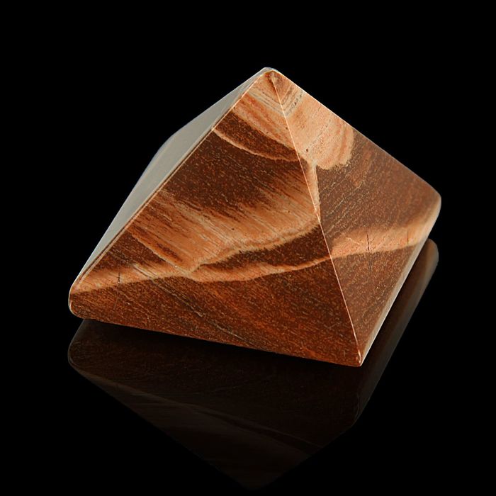 Пирамида из камня. Яшма Зебра от 28х19мм/20г: коробка