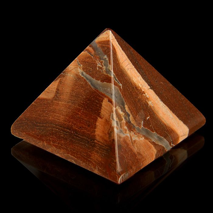 Пирамида из камня. Яшма Зебра от 38х33мм/80г: коробка