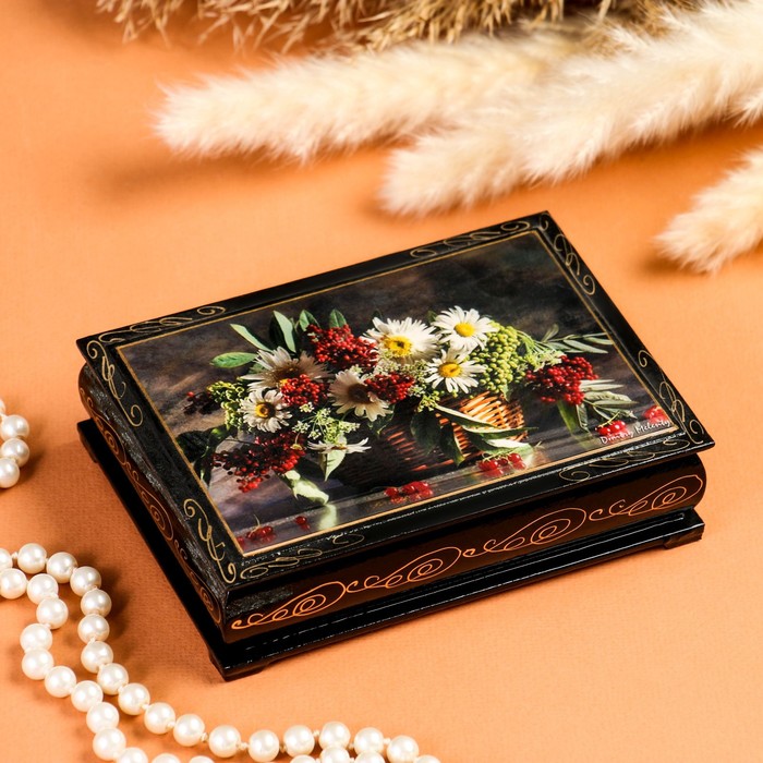 Шкатулка «Ромашки с ягодами в корзине», 10×14 см, лаковая миниатюра
