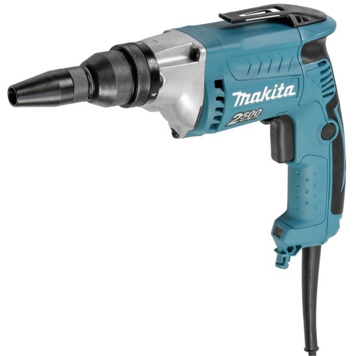 Дрель-шуруповерт Makita FS2700 ,570Вт,0-2500об/м,6-ти гран 1/4&quot;,1.8кг, подсветка