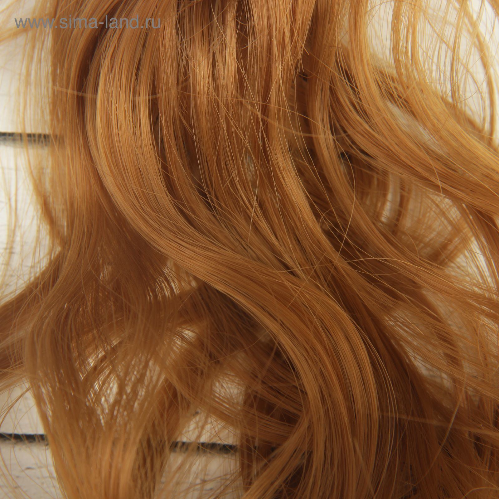 Русый золотисто медный. Руссо Янтарный цвет волос. Золотисто-русый цвет. Янтарно русый. Янтарный русый цвет волос.