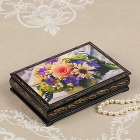 Box "Bouquet", 11×16 cm, lacquer miniature
