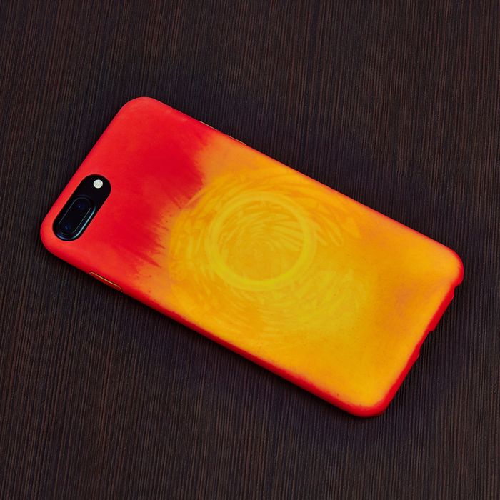 чехол меняющий цвет. айфон хамелеон покрытие. чехол для телефона меняющий цвет. чехол который меняет цвет от температуры. чехол который меняет цвет.