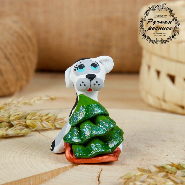 Сувенир ковровская глиняная игрушка «Собачка с санками и ёлкой»