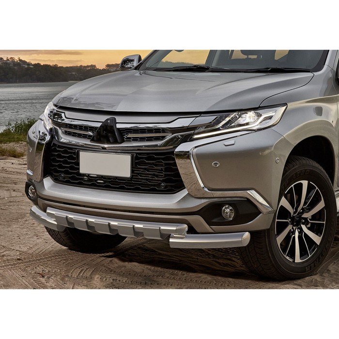 Защита переднего бампера Mitsubishi Pajero Sport, d76+d57 с профильной защитой картера