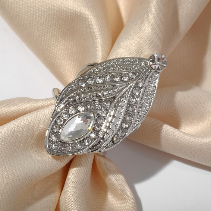 Кольцо для платка "Перо", цвет белый в серебре - фото 2759505