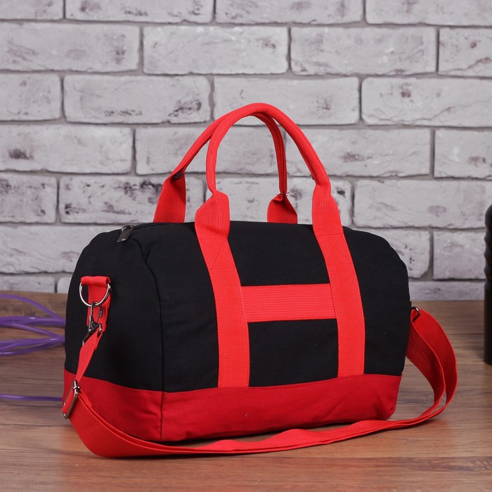 Черно красная сумка