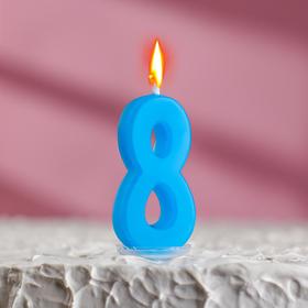Candle in cake figure 8, blue