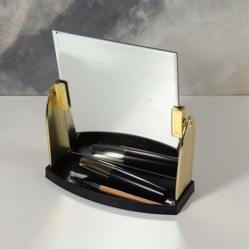 Mirror on stand, mirror surface 15 × 17.5 cm, color: Golden