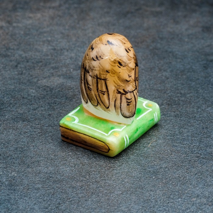 Сувенир «Совенок на книге», 3,5×5 см, селенит