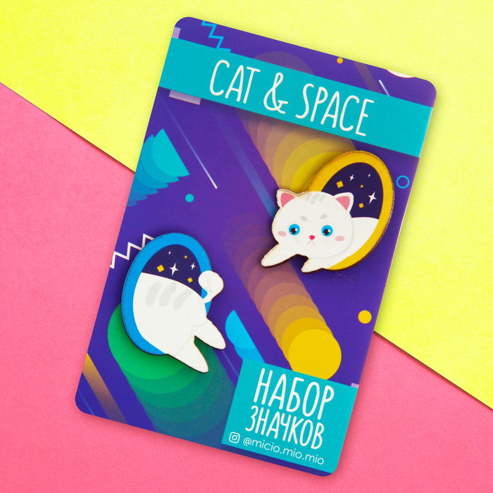 Значок на подложке &quot;Cat&amp;Space&quot;