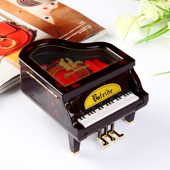 Music box "Piano with white keys"