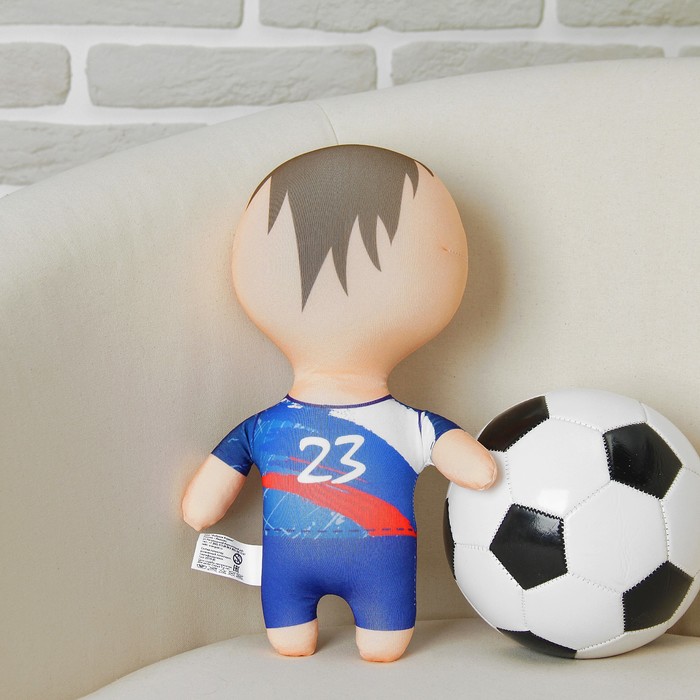 игрушка футболист своими руками. вязаная игрушка футболист. вязаная игрушка футболист. футболисты амигуруми. вязаная игрушка футболист.