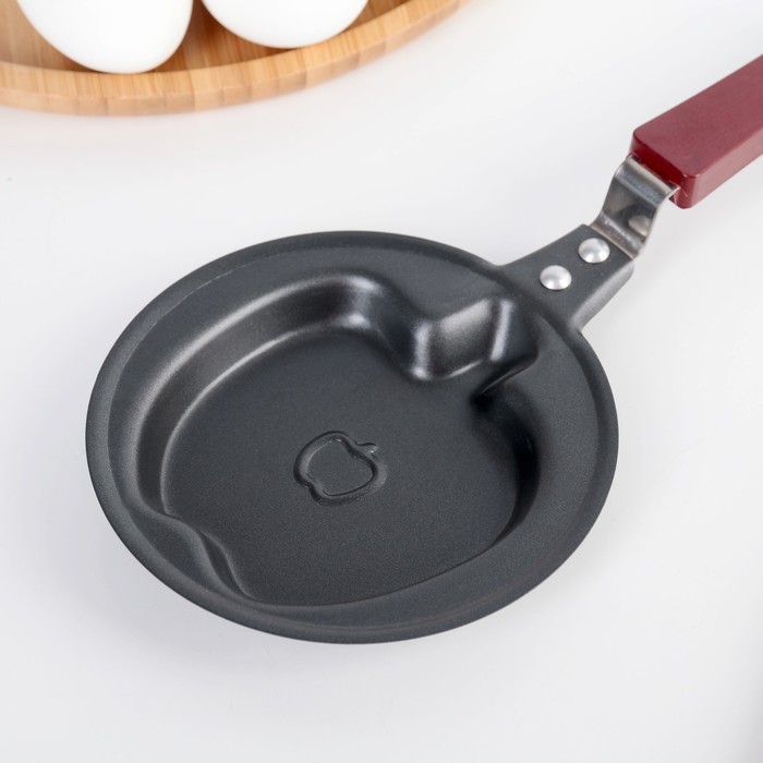 Сковорода Доляна «Яблоко», d=12 см, антипригарное покрытие, цвет чёрный - фото 797563433