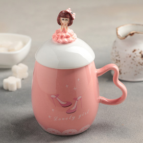 Mug 400 ml "Fashionista", with a ceramic lid and spoon, pattern and color MIX