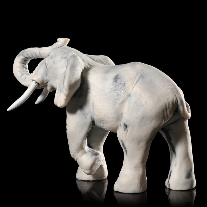 Сайт слон интернет магазин. Статуэтка Elephant Antique. Слон сувенир. Слоны фарфоровые фигурки. Фарфоровые большие слоны.