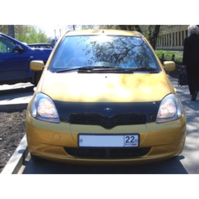 Дефлектор капота темный TOYOTA VITZ/YARIS 2003-2005