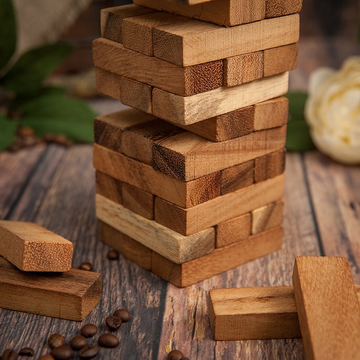 Wood nuts puzzle. Дженга деревянная. Головоломка Дженга. Деревянные настольные игры. Дженга дерево.