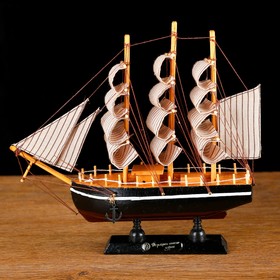 {{photo.Alt || photo.Description || 'Корабль сувенирный малый «Илия», борта чёрные, паруса бежевые с полосами, 5,5×23,5×23,5 см'}}