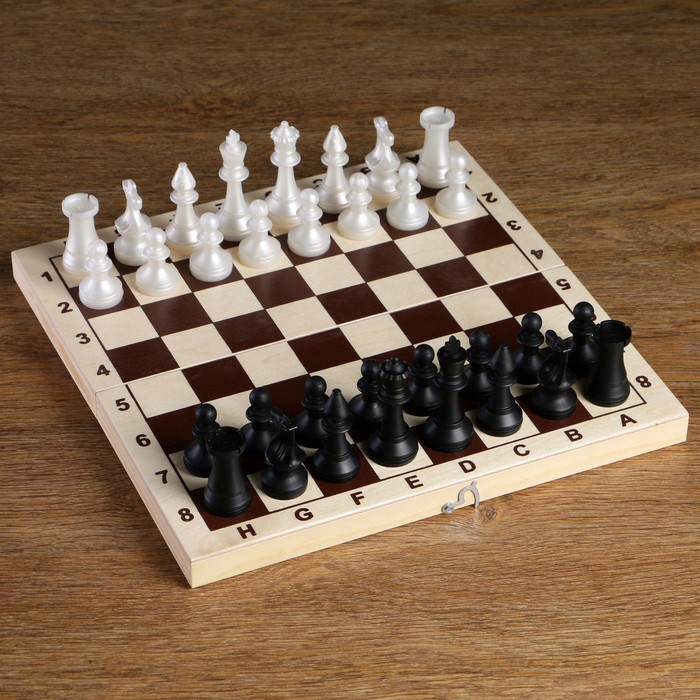 Фигуры шахматные обиходные пластиковые  (король h=7.2 см, пешка 4 см)
