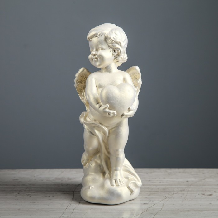 статуэтка малыш в ладони. фигурка ладони. статуэтка ангел m59770. ангел в руках статуэтка. статуэтка ангел с сердцем в руках.