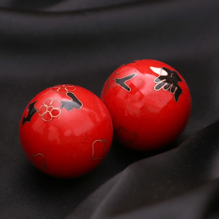 Шар в шаре китай. Шары-баодинг, 3kra265. Китайские шарики баодинг. Китайские шары для рук. Красные шары.