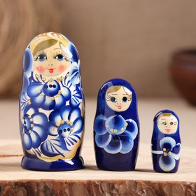 Матрёшка «Марина», сине-белое платье, 3 кукольная. 9-11  см в Донецке