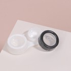 Container for contact lenses, a 5.5 × 2.7 cm, color pink/blue