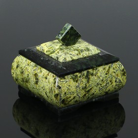 Шкатулка "Ларчик", 8х8х7 см, натуральный камень, змеевик