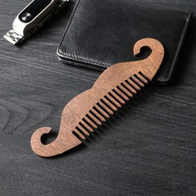 Wooden comb 