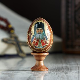 Яйцо сувенирное ′Святой Лука′, на подставке в Донецке