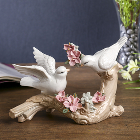 Сувенир керамика "Две птички на ветке с цветами" 14х21х9 см