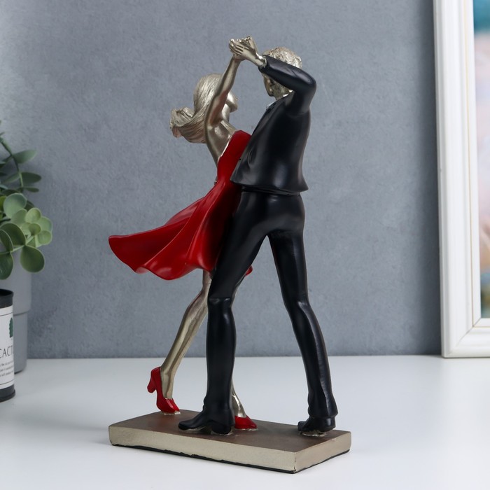 Сувенир полистоун "Танцующая пара" 24х18х6 см - фото 798184371