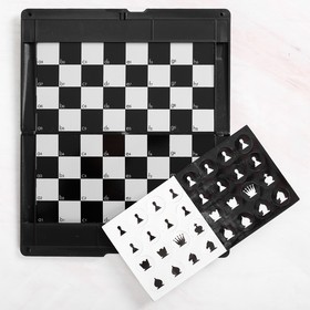 {{photo.Alt || photo.Description || 'Дорожные шахматы «ШАХ &amp; МАТ», 17 х 10 см'}}