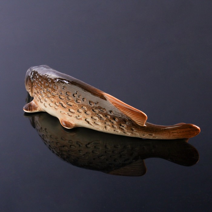 Щука статуэтка бронза. Статуэтка щука фарфоровая. Фигурка щуки пластиковая. Емеля сувениры. Фигурка щука kaiser n74796.