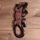 Панно настенное дерево "Геккон черный с красным узором" 1х11х30 см - фото 799500833