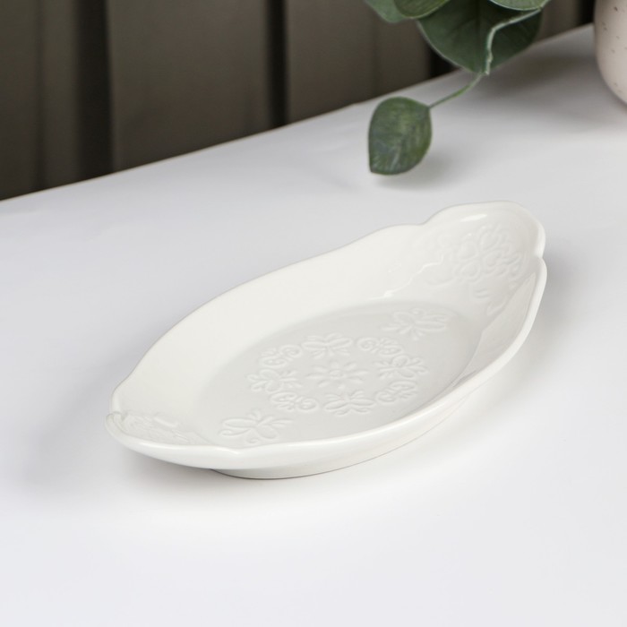 Блюдо керамическое сервировочное овальное «Луиза», 22,5×11,5 см, цвет белый - фото 772327