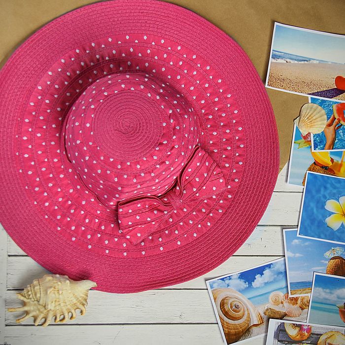 Шляпа пляжная &quot;Красотка&quot; в горошек, цвет малиновый, обхват головы 58 см, ширина полей 12 см