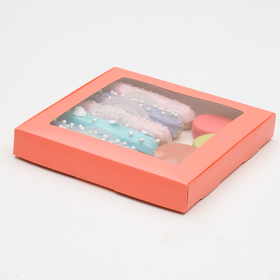 Коробка картонная, с окном, розовая, 21 х 21 х 3 см