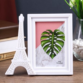 Plastic photo frame 10x15 cm "Eiffel tower" white 17,5x19,2 cm