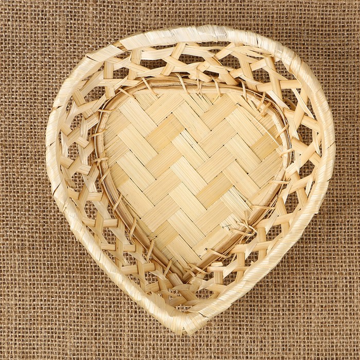 Хлебница «Сердечко», 16х16х4 см, бамбук