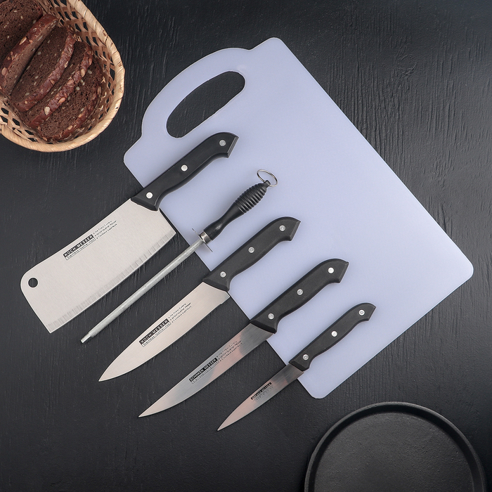 Набор кухонный, 6 предметов: ножи 10 см, 15 см, 15 см, 17,5 см, ножеточка, доска 38×22 см, цвет чёрный